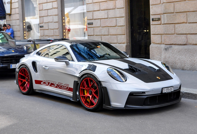 Porsche 992 GT3 RS MkI Weissach Package