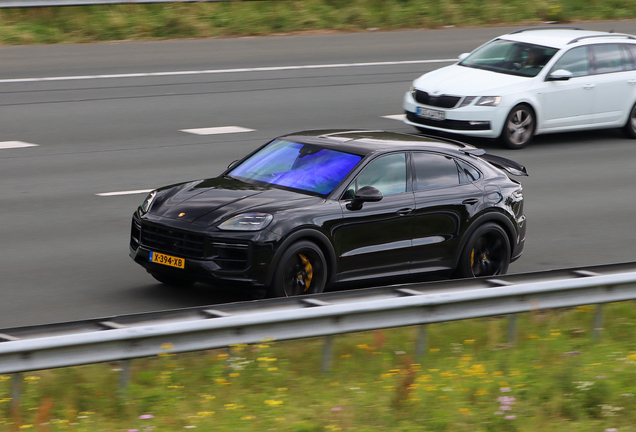 Porsche Cayenne Coupé Turbo E-Hybrid