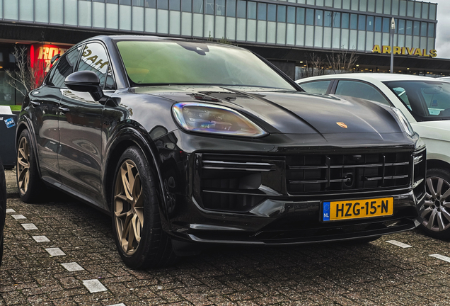 Porsche Cayenne Coupé Turbo E-Hybrid