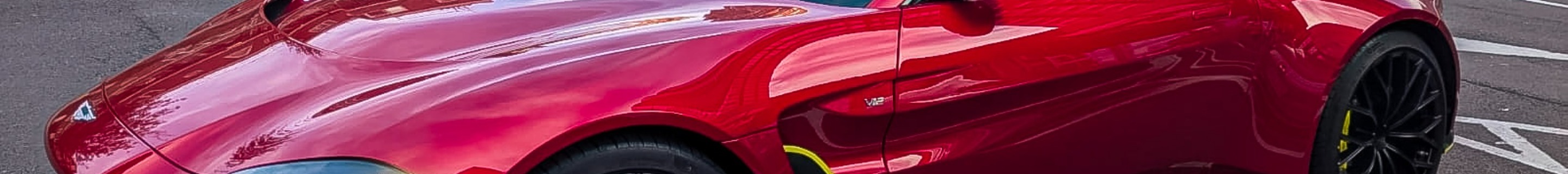 Aston Martin V12 Vantage 2023