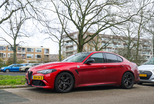 Alfa Romeo Giulia Quadrifoglio 2023