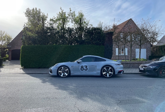 Porsche 992 Sport Classic