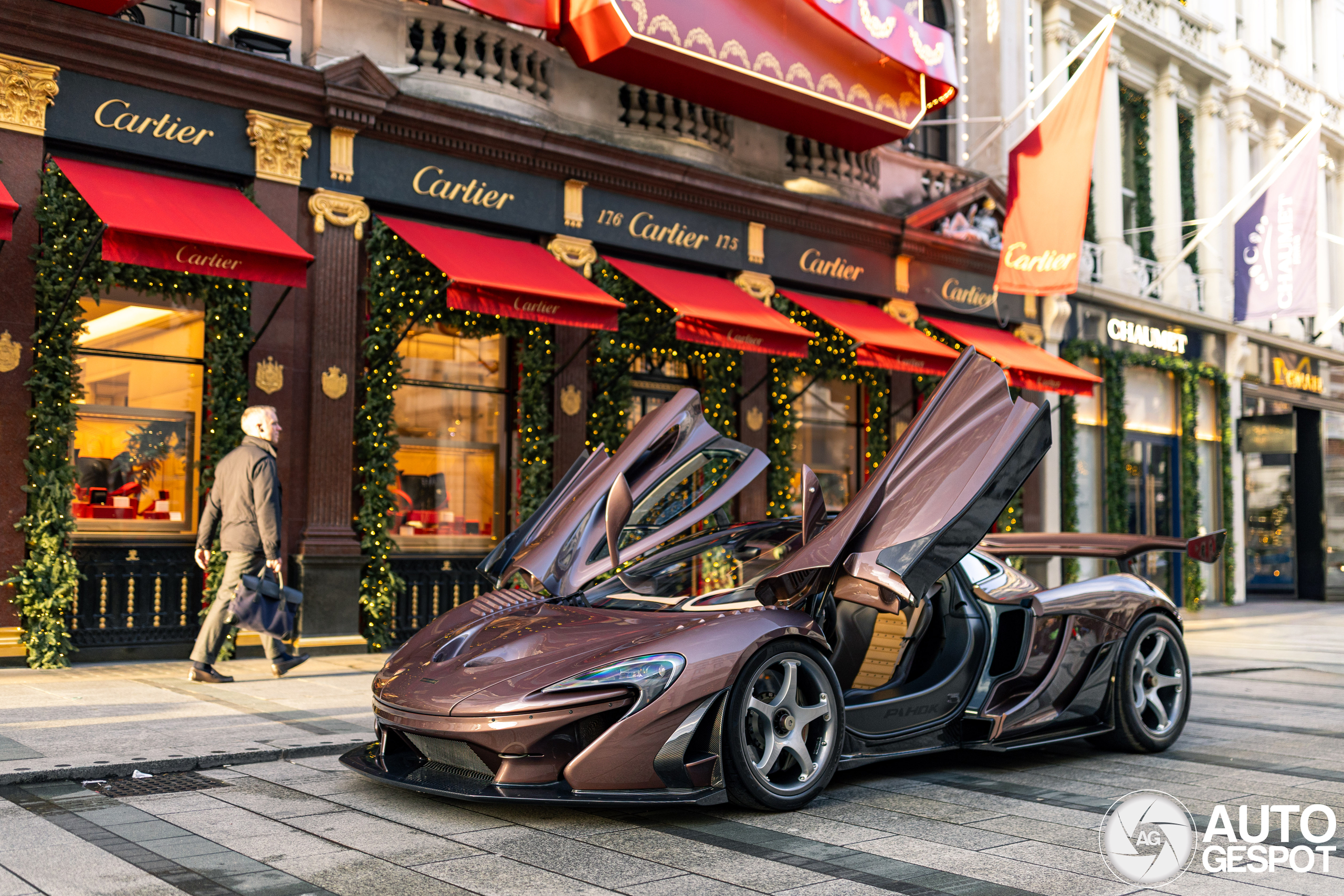 Christmas spirit in London