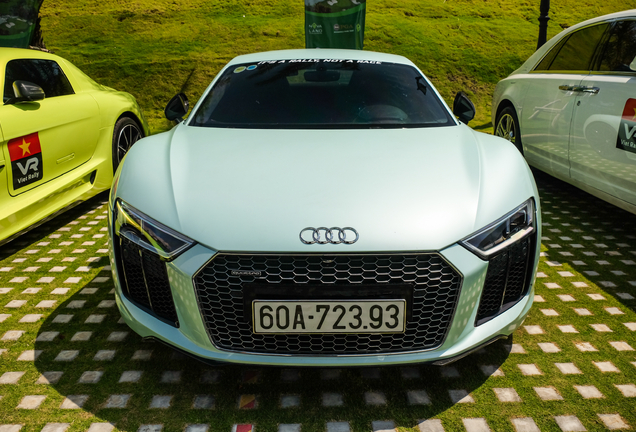 Audi R8 V10 Plus 2015
