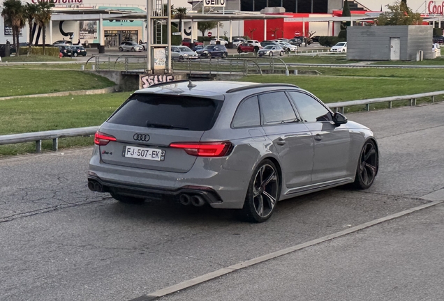 Audi RS4 Avant B9