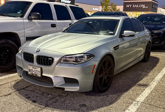 BMW M5 F10 2014
