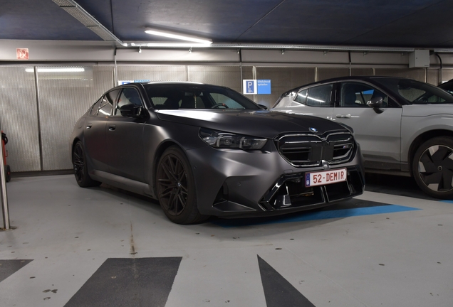 BMW M5 G90