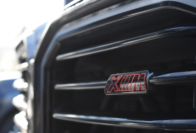 BMW XM G09 Label Red