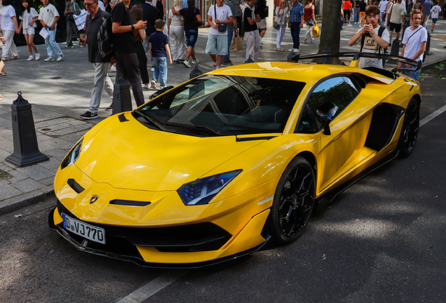 Lamborghini Aventador LP770-4 SVJ