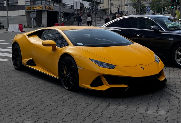 Lamborghini Huracán LP640-4 EVO