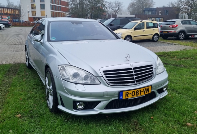 Mercedes-Benz S 63 AMG W221