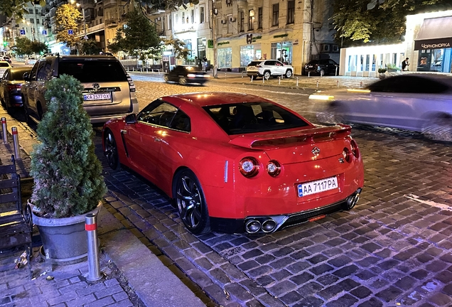 Nissan GT-R 2011