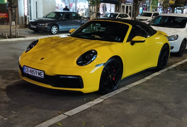 Porsche 992 Carrera 4S Cabriolet MkI