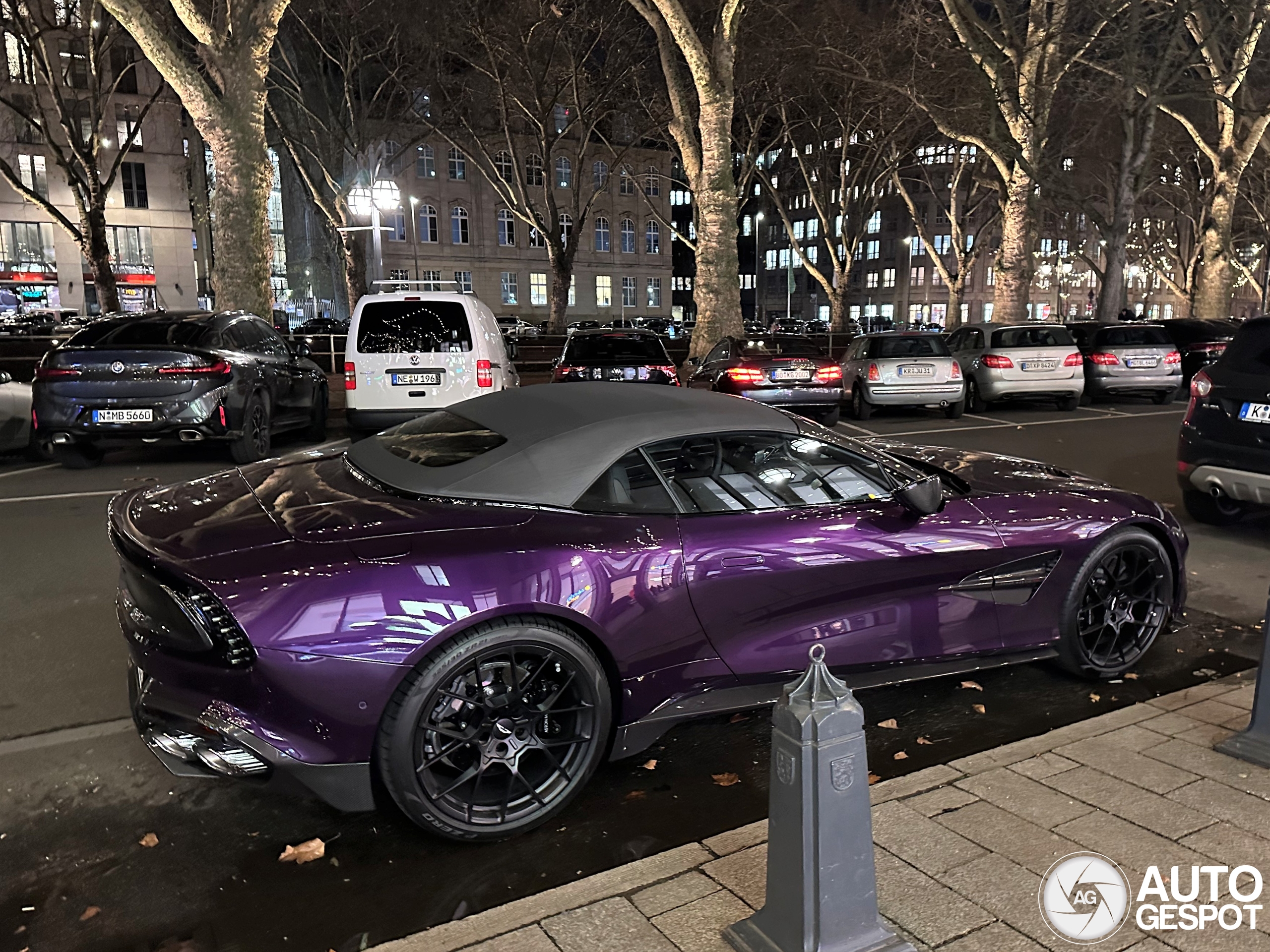 Deze Aston Martin Vanquish Volante maakt je hebberig