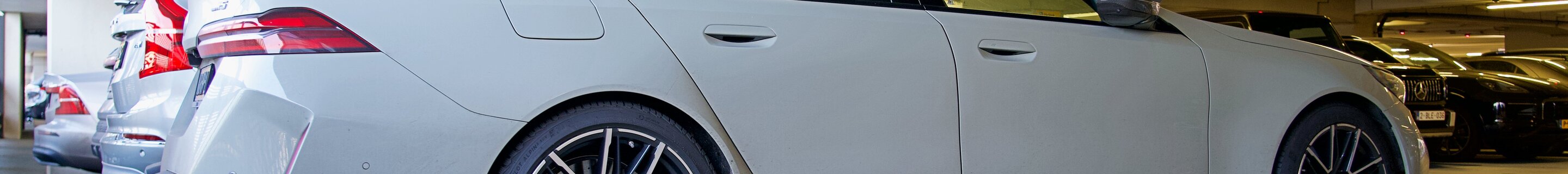 BMW M5 G90