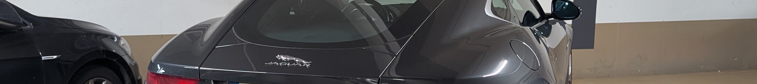 Jaguar F-TYPE R Coupé