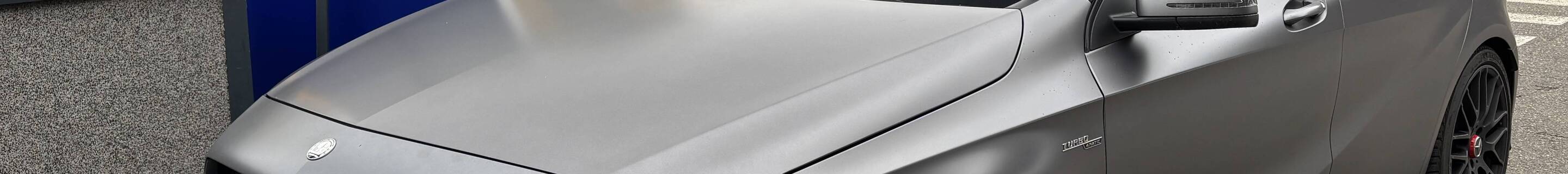 Mercedes-AMG A 45 W176 2015