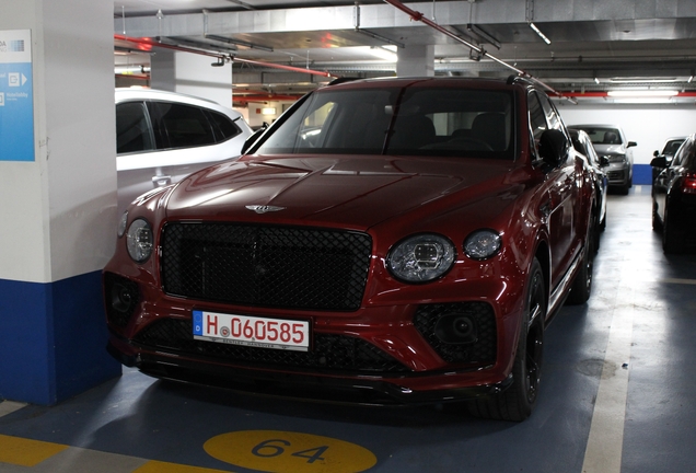 Bentley Bentayga Hybrid 2021