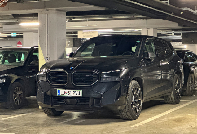 BMW XM G09