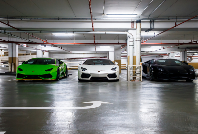 Lamborghini Aventador LP700-4