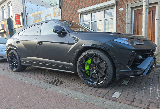 Lamborghini Urus S