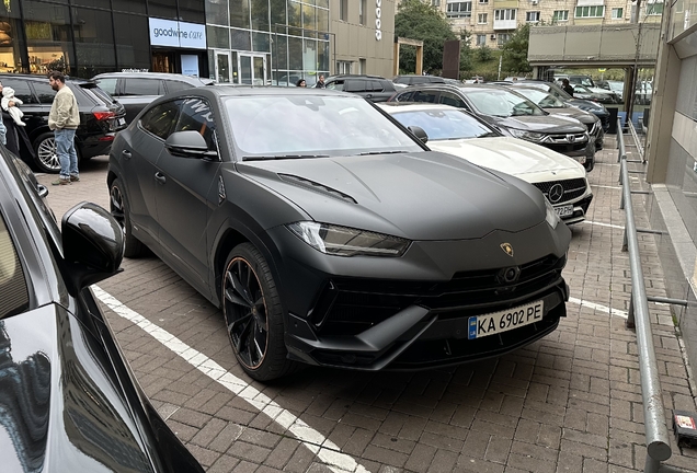 Lamborghini Urus S