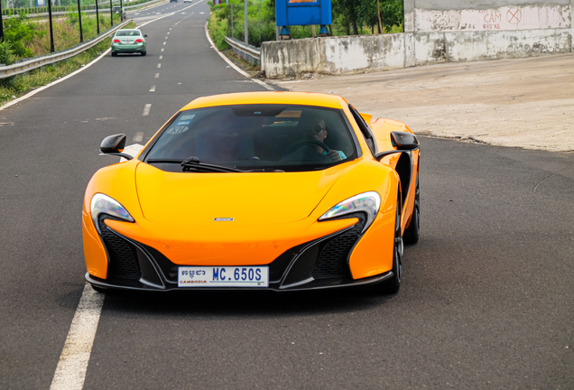 McLaren 650S