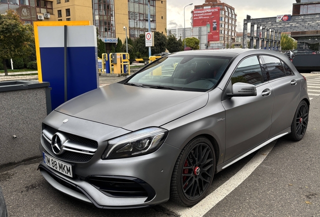 Mercedes-AMG A 45 W176 2015