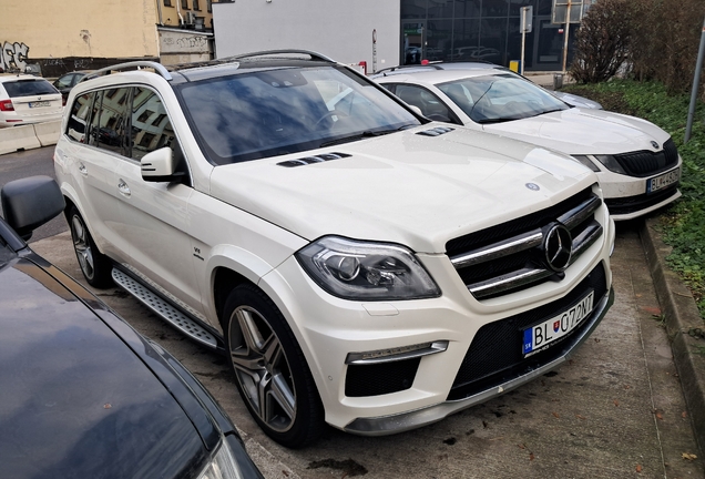 Mercedes-Benz GL 63 AMG X166