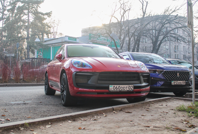 Porsche 95B Macan GTS MkIII