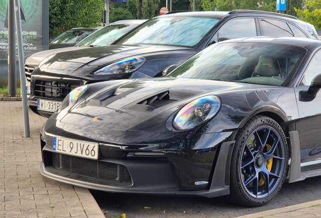 Porsche 992 GT3 RS MkI Weissach Package