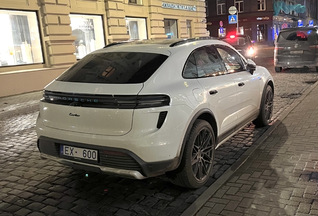 Porsche Macan EV Turbo