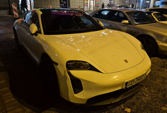 Porsche Taycan GTS