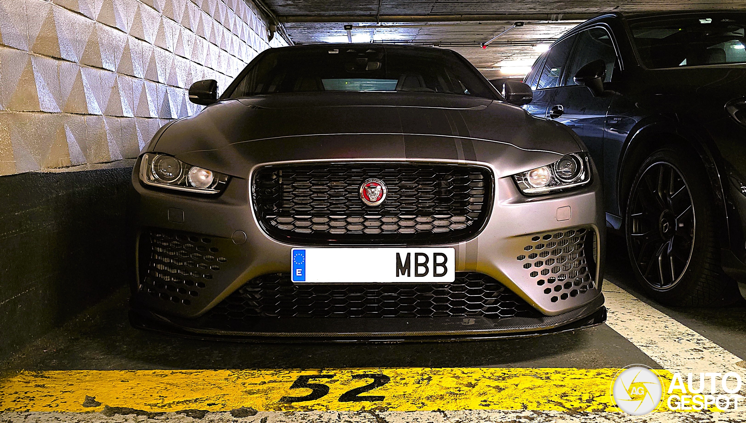 Jaguar XE SV Project 8