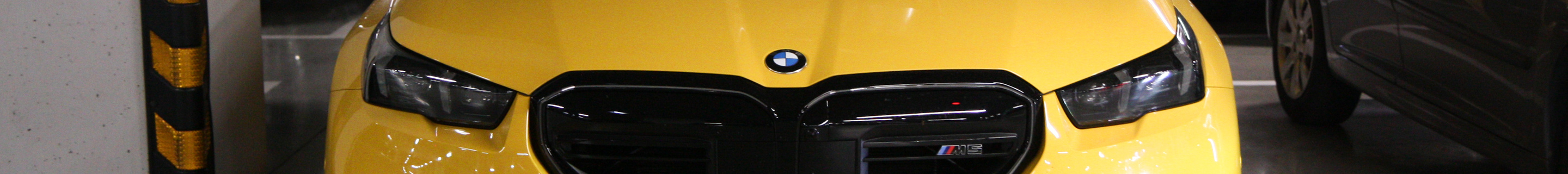 BMW M5 G90