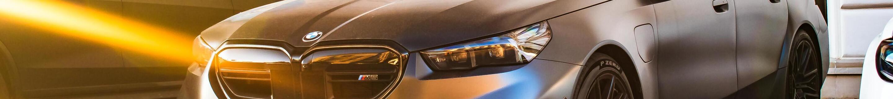 BMW M5 G90