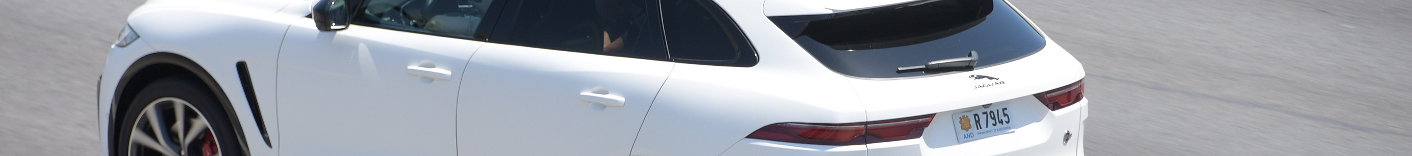 Jaguar F-PACE SVR 2021