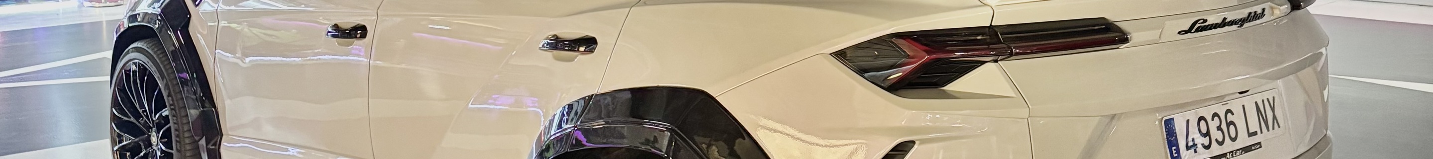 Lamborghini Urus Prior Design