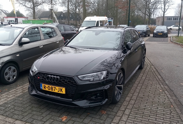 Audi RS4 Avant B9