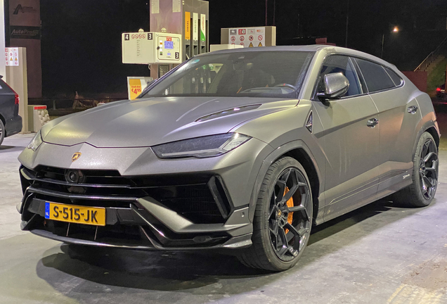 Lamborghini Urus Performante