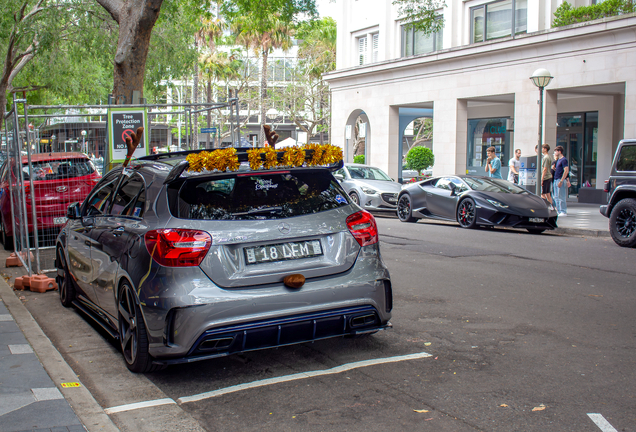 Mercedes-AMG A 45 W176 2015