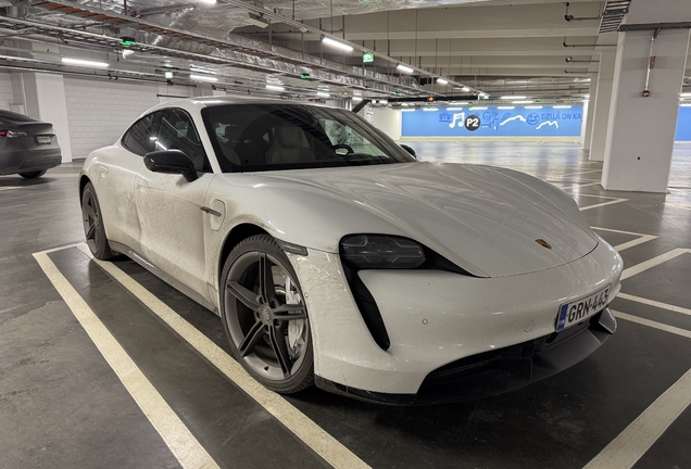 Porsche Taycan Turbo S