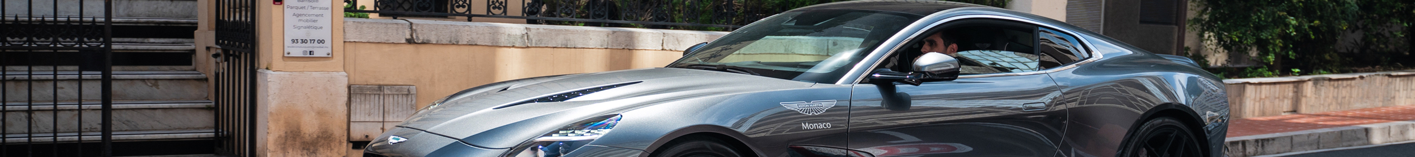 Aston Martin Vanquish 2025