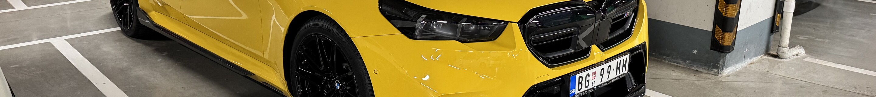BMW M5 G90