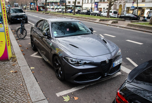 Alfa Romeo Giulia Quadrifoglio 2023