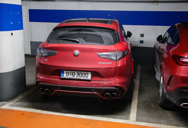 Alfa Romeo Stelvio Quadrifoglio 2023