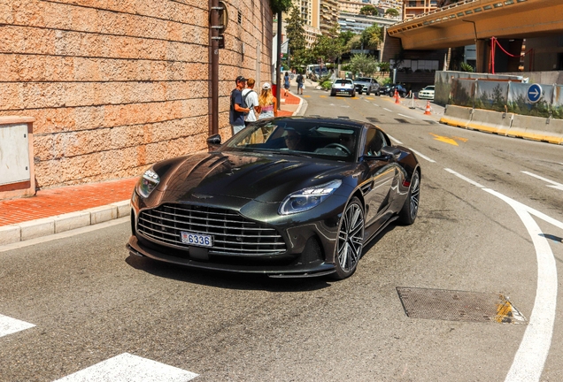Aston Martin DB12