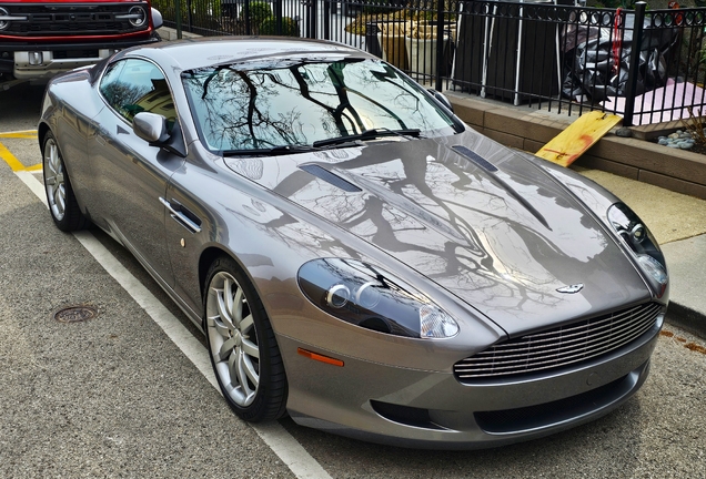 Aston Martin DB9