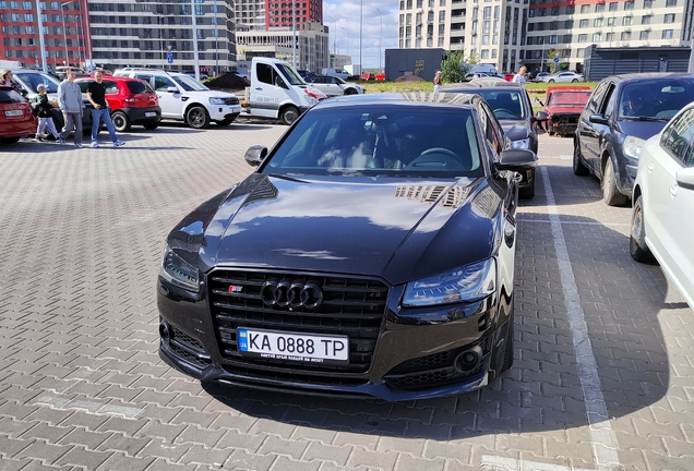 Audi S8 D4 Plus