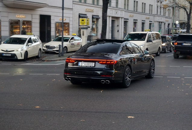 Audi S8 D5
